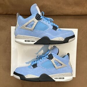 Jordan 4 Retro “University Blue” size 12